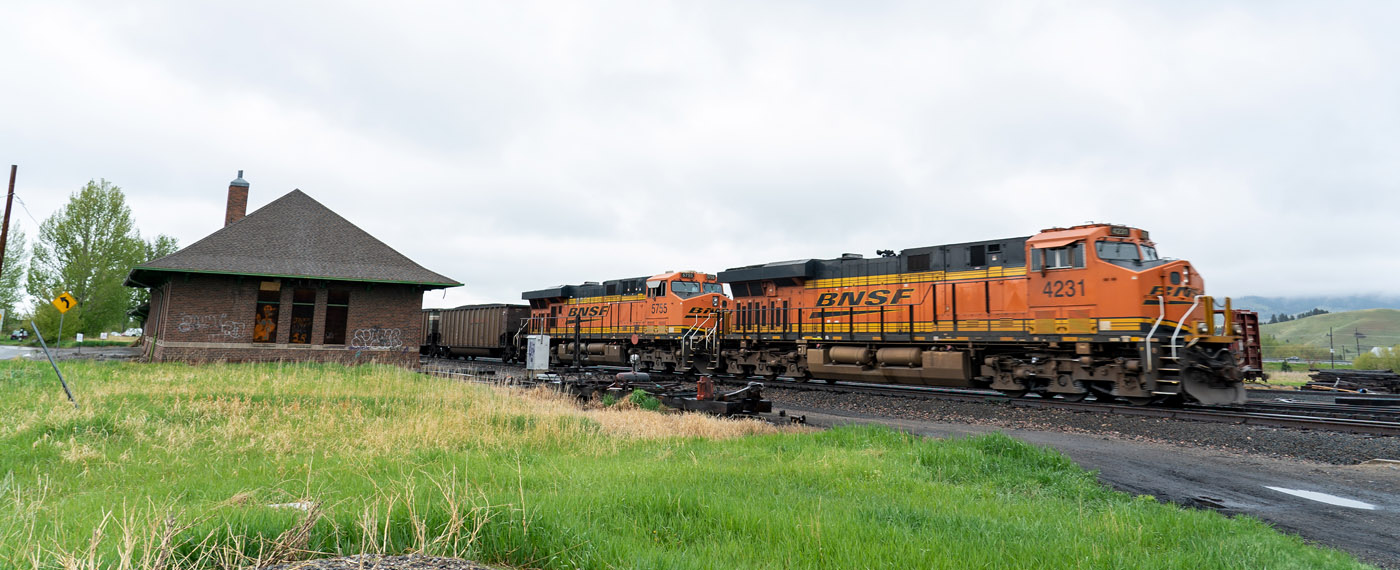 Now The District with Grit DistrictWithGrit 4b