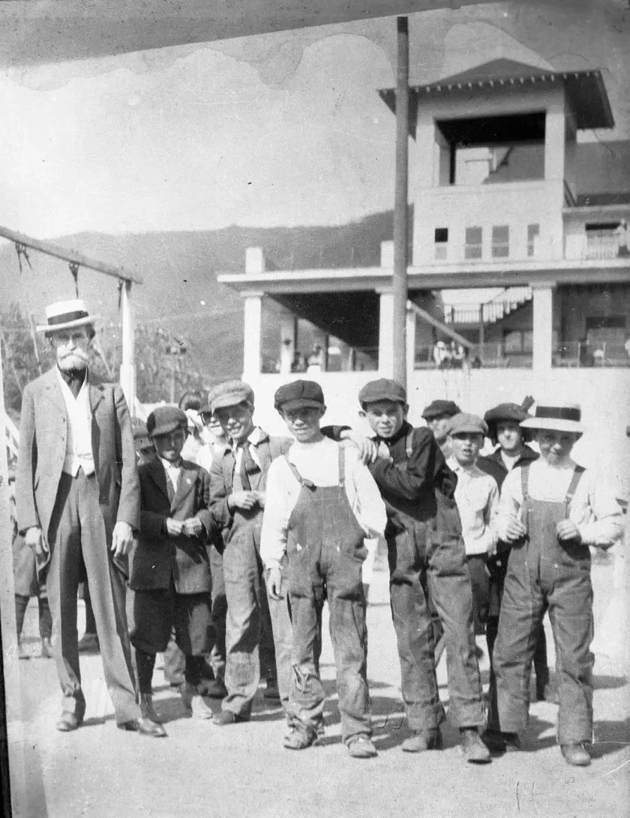 Columbia Gardens: 52 Acres of Heaven 4 Copper King W.A. Clark poses at the Gardens with a group of newsboys